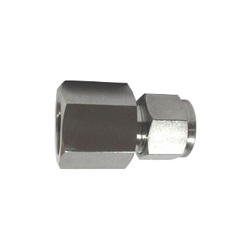 CONECTOR HEMBRA 1/2-3/8 SS