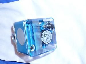 SWITCH DE PRESION ADITIVO MANUAL RESET 3-21"H 2  O