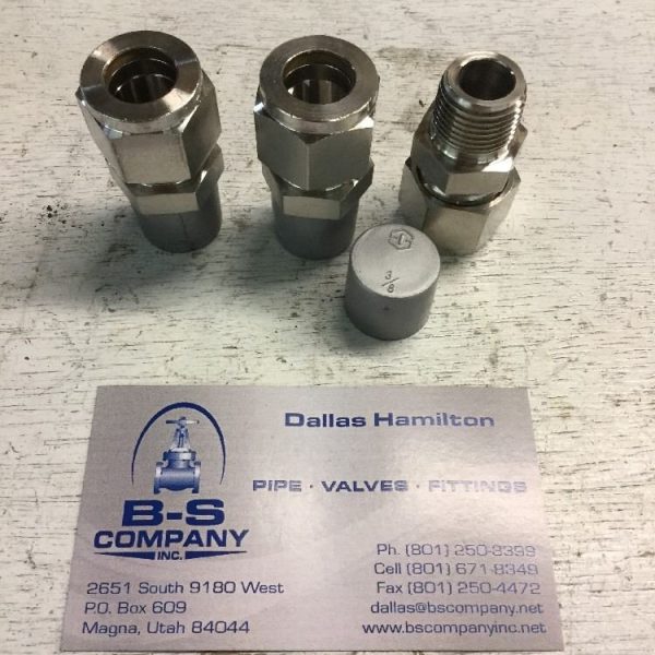 CONECTOR MACHO 1/2-3/8 SS