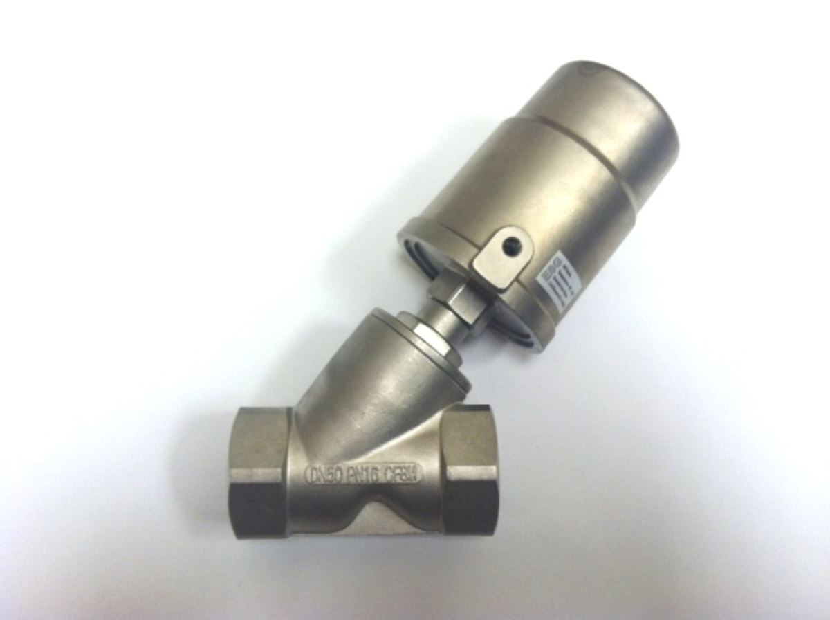 VALVULA CUERPO EN Y 2"NPT 90 PSI NC 90mm SS
