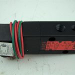 VALVULA SOLENOIDE120 VAC  1/4  3 VIAS / 2 POSICIONES - 5VI ,2P