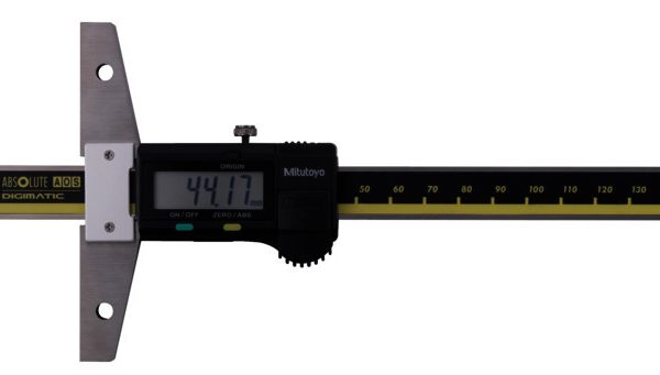 CALIBRADOR DE PROFUNDIDAD DIGITAL 0-150 MM